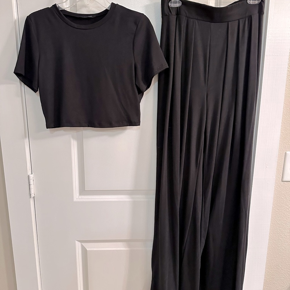 Lovely Blush 2 Piece Set, Black, Wide leg and crop t-shirt size large